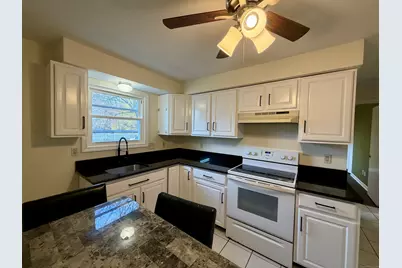21 Weybosset Street #3, New Haven, CT 06513 - Photo 1