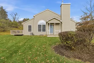 25 Hamden Hills Dr, Hamden, CT 06518 - Photo 1