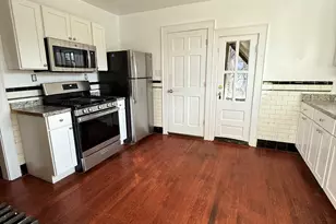 128 Augur St, Hamden, CT 06517 - Photo 1