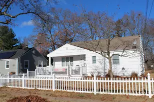 98 Shadycrest Dr, East Hartford, CT 06118 - Photo 1