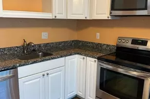 585 Park Rd, Waterbury, CT 06708 - Photo 1