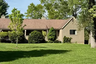 133 Bannock Ln, Stratford, CT 06614 - Photo 1