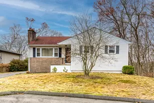 1024 Willard Rd, Orange, CT 06477 - Photo 1