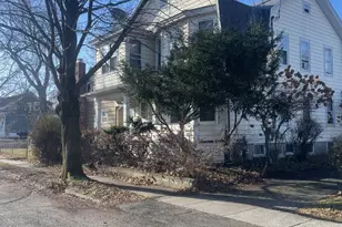 271 Swanson Ave, Stratford, CT 06614 - Photo 1