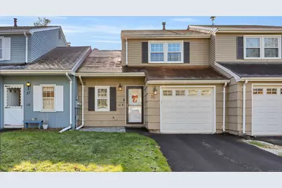 25 Pebble Court, Newington, CT 06111 - Photo 1