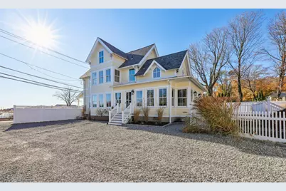 201 Water Street, Guilford, CT 06437 - Photo 1