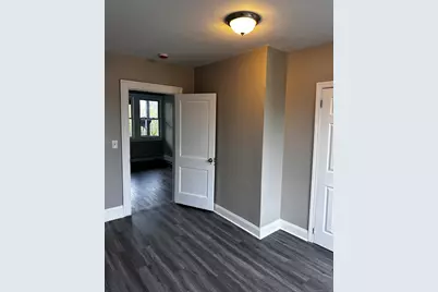 19 Colonial Street #3rd Floor, Hartford, CT 06106 - Photo 1