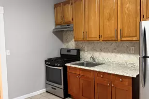 442 Carroll Ave, Bridgeport, CT 06607 - Photo 1