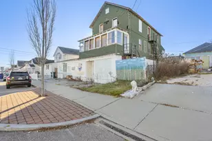 47 Hartford Ave, Old Lyme, CT 06371 - Photo 1