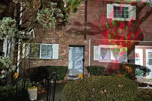 9 Patricia Rd, Bridgeport, CT 06606 - Photo 1