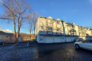 35 Pearl Lake Rd, Waterbury, CT 06706 - Photo 1