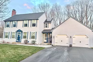 11 Bentley Dr, Manchester, CT 06042 - Photo 1