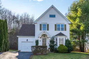 20 Lakeview Dr, Branford, CT 06405 - Photo 1