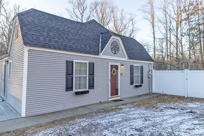 135 West High Street, East Hampton, CT 06424 - Photo 1