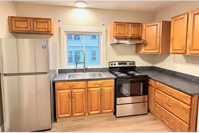 69 South Street, Hartford, CT 06114 - Photo 1