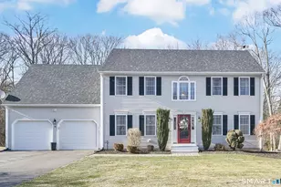 27 Merriman Ln, Wallingford, CT 06492 - Photo 1