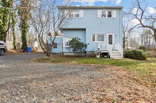 62 Hahn Rd, Guilford, CT 06437 - Photo 1