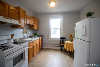 88 Riverview Avenue, New London, CT 06320 - Photo 1