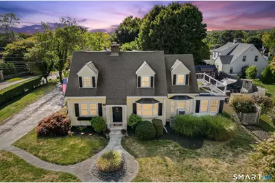 899 Ocean Avenue, New London, CT 06320 - Photo 1