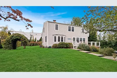 19 Sherwood Drive, Westport, CT 06880 - Photo 1