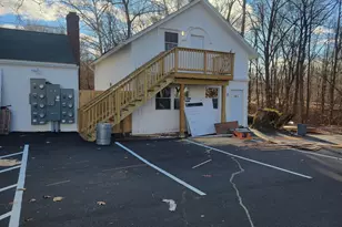 196 Hartford Rd, Manchester, CT 06040 - Photo 1