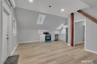 196 Hartford Rd, Manchester, CT 06040 - Photo 1