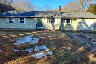 38 Old Middletown Ave, East Hampton, CT 06424 - Photo 1