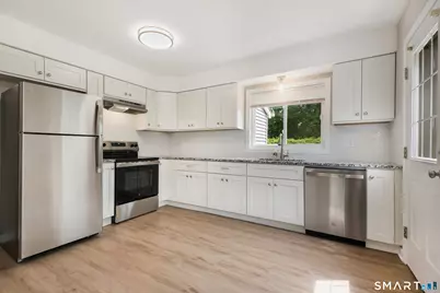 40 Kingsbury Lane, Glastonbury, CT 06033 - Photo 1