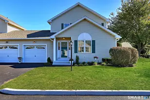 4 Cider Mill Ln, Trumbull, CT 06611 - Photo 1