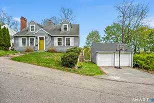 34 Harland Pl, Norwich, CT 06360 - Photo 1