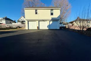 30 Russell St, Ansonia, CT 06401 - Photo 1