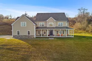 190 Willow Creek Estates Dr, Southbury, CT 06488 - Photo 1