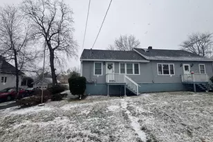 11 Maple St, Trumbull, CT 06611 - Photo 1