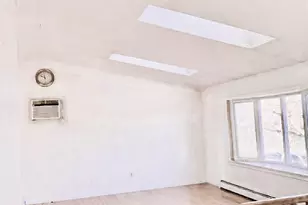 105 Pheasant Rd, West Haven, CT 06516 - Photo 1