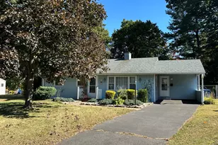 16 Hickory Ln, Plainville, CT 06062 - Photo 1