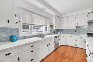 37 Linden St, Torrington, CT 06790 - Photo 1