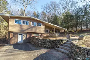 206 N Moodus Rd, East Hampton, CT 06469 - Photo 1