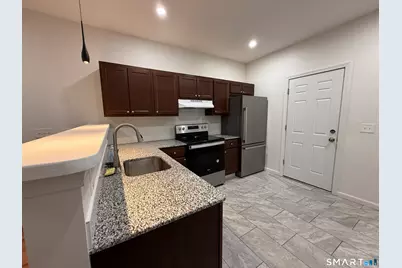 53 Mahl Avenue, Hartford, CT 06120 - Photo 1