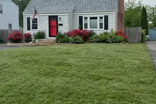 70 Woodland St, Newington, CT 06111 - Photo 1