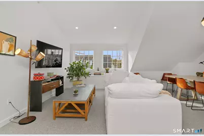 140 Rowayton Avenue #E, Norwalk, CT 06853 - Photo 1