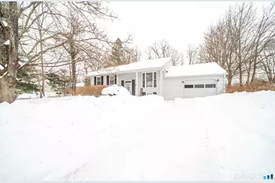 72 Glendale Avenue, Middletown, CT 06457 - Photo 1