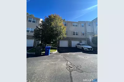 17 Riverview Court #17, Brookfield, CT 06804 - Photo 1