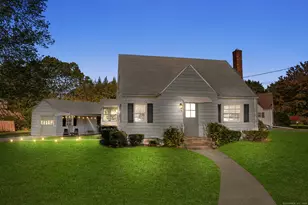 404 Elmwood Dr, Windsor Locks, CT 06096 - Photo 1