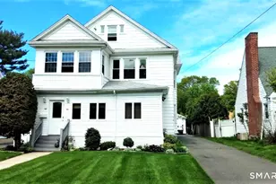 60 Woodmere Rd, West Hartford, CT 06119 - Photo 1