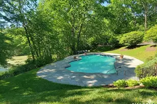 22 North Lake Dr, Hamden, CT 06517 - Photo 1