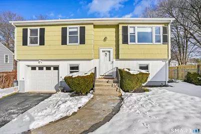 24 Quaker Road, Norwalk, CT 06854 - Photo 1