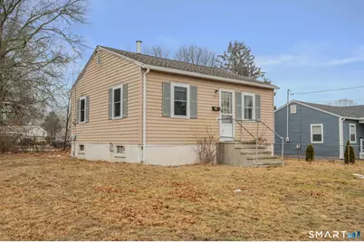 275 Midway Oval, Groton, CT 06340 - Photo 1