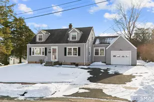 26 Knob Hill Dr, Hamden, CT 06518 - Photo 1