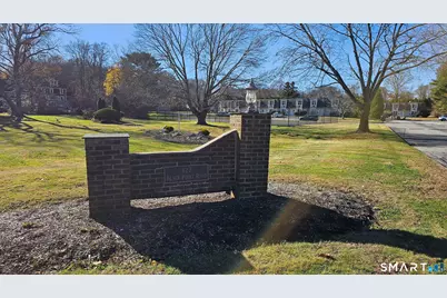 127 Black Point Road #APT 7, East Lyme, CT 06357 - Photo 1