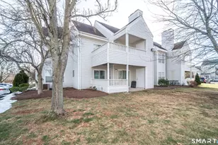 14 Forest Glen Cir, Middletown, CT 06457 - Photo 1